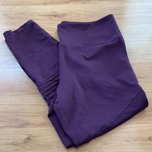 Zyia Active 16-18 Purple Detail Leggings